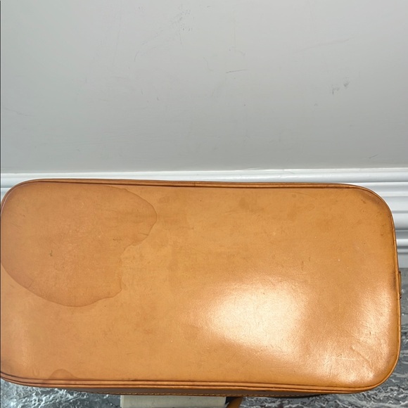 Louis Vuitton Alma Monogram Brown Handbag - Picture 5 of 15